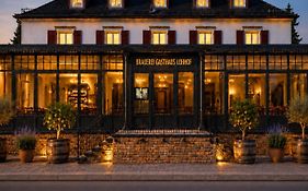 Brauerei Gasthaus Lohhof Im Muenchner Norden, Direkt An Der S1, Naehe Vom Flughafen, Zentrum, A92, Allianz Arena, Ruderregatta Und Schiessanlage G- Hochbrueck Entfernt, Internationale Kueche